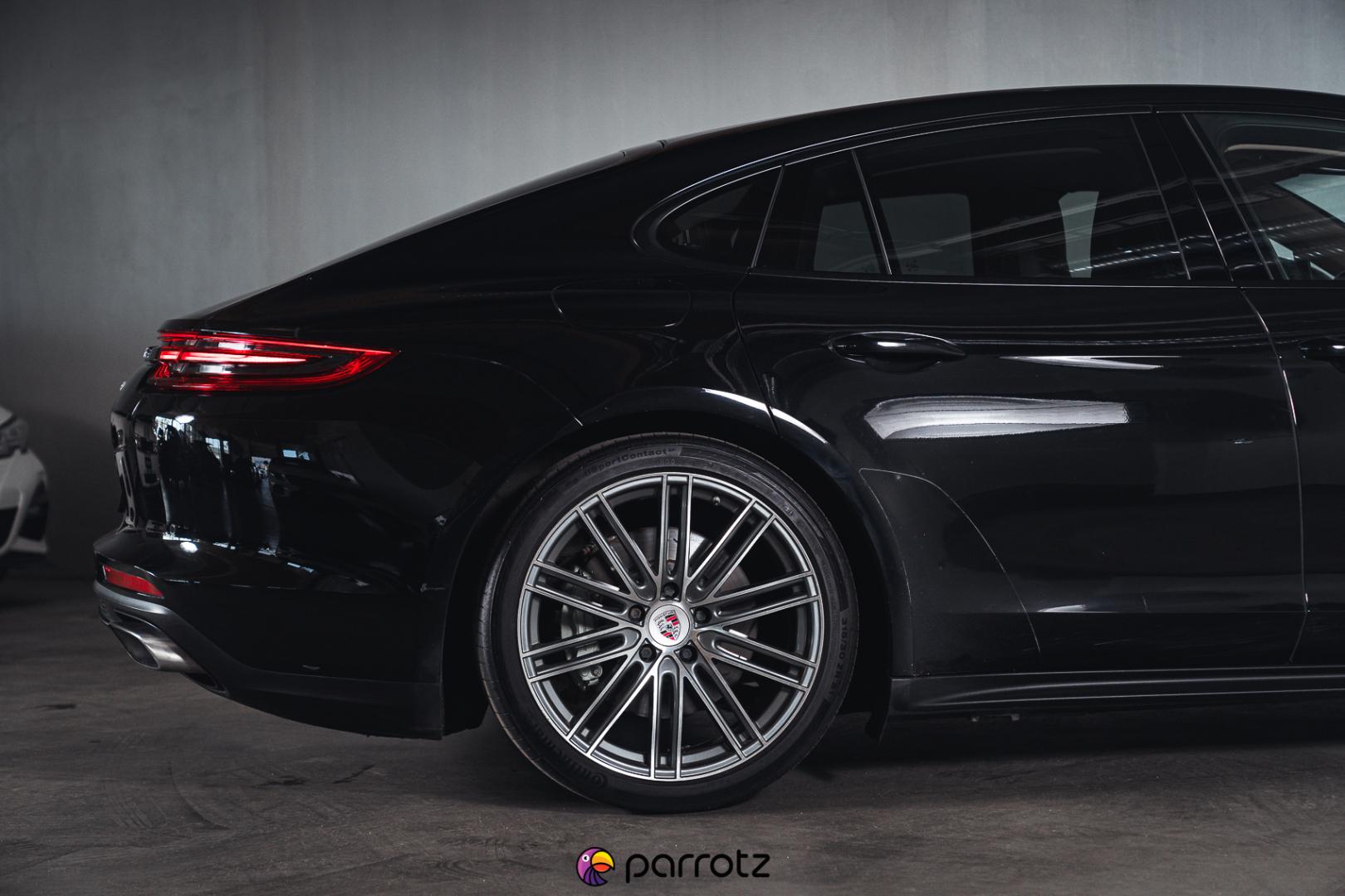 PORSCHE Panamera 2018