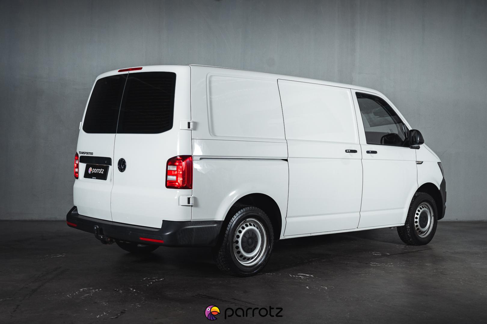 VOLKSWAGEN Transporter 2018