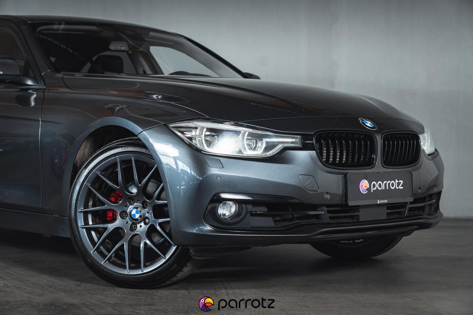 BMW 330 2017