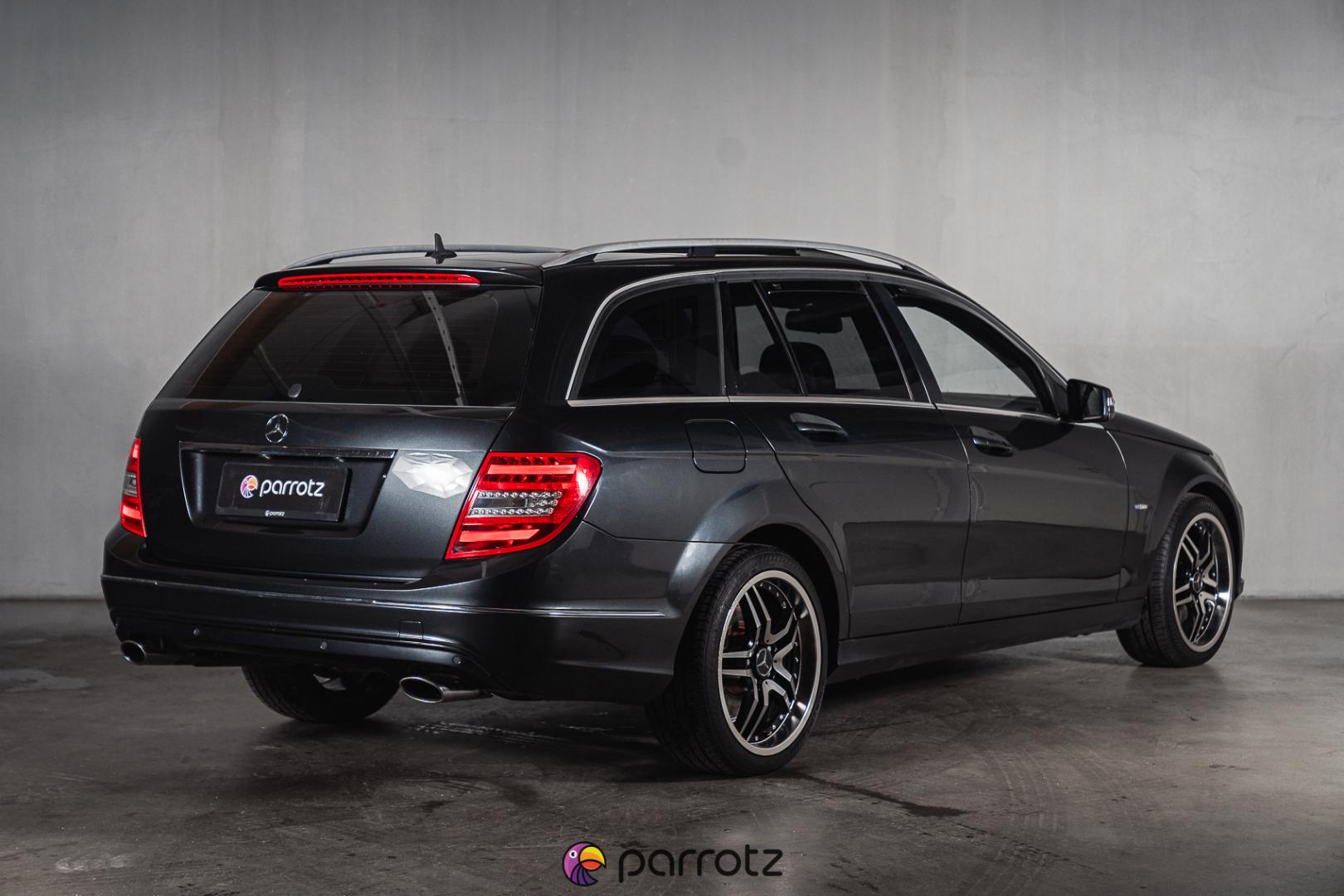 MERCEDES-BENZ C 2011