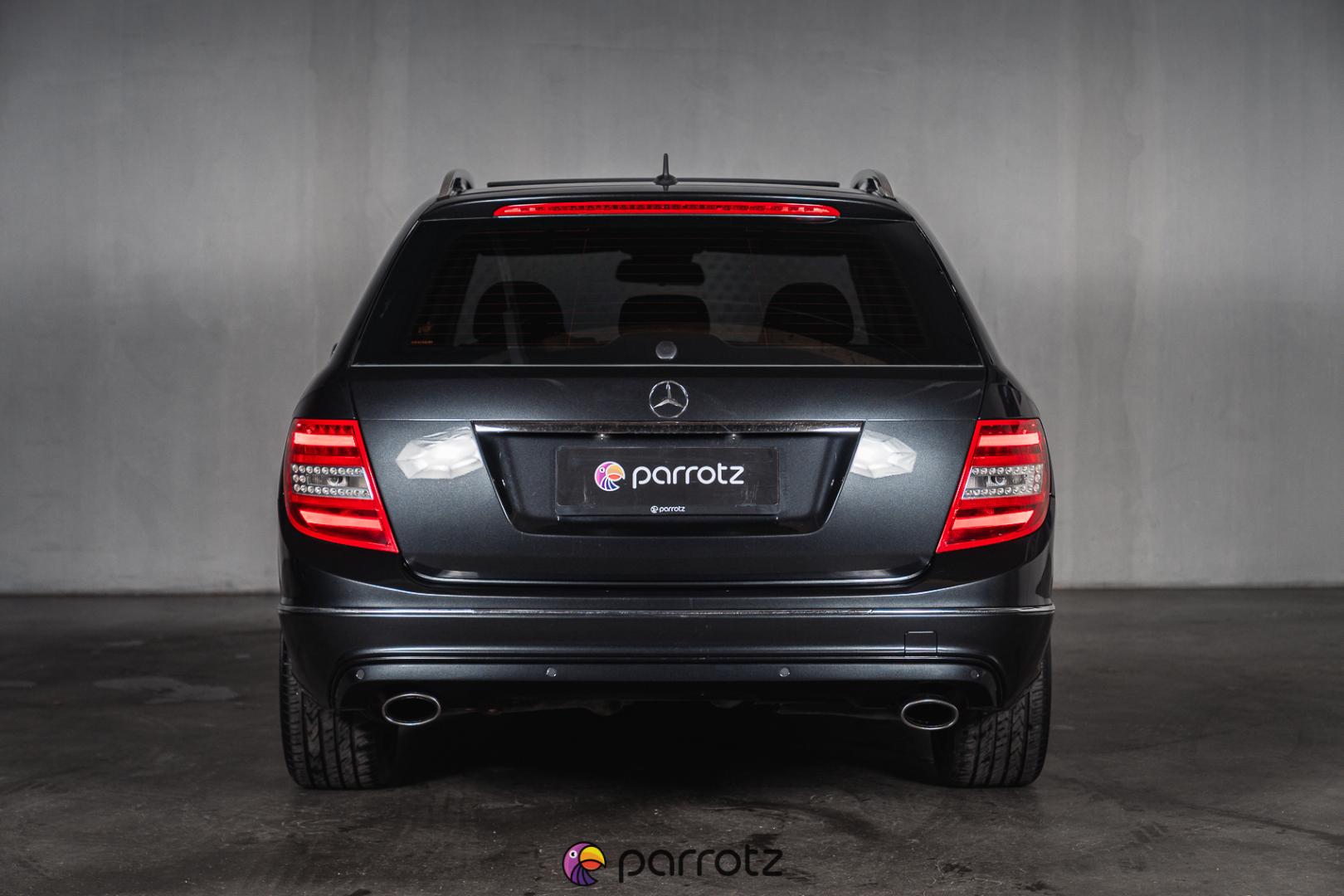 MERCEDES-BENZ C 2011