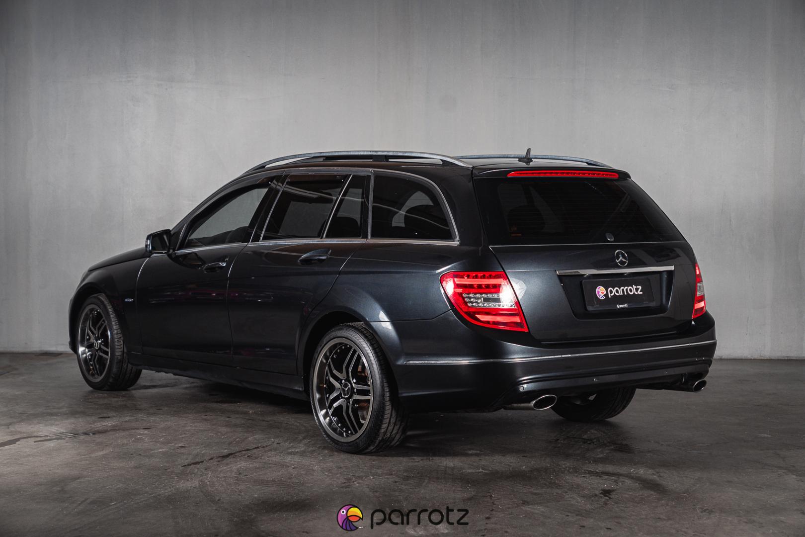 MERCEDES-BENZ C 2011