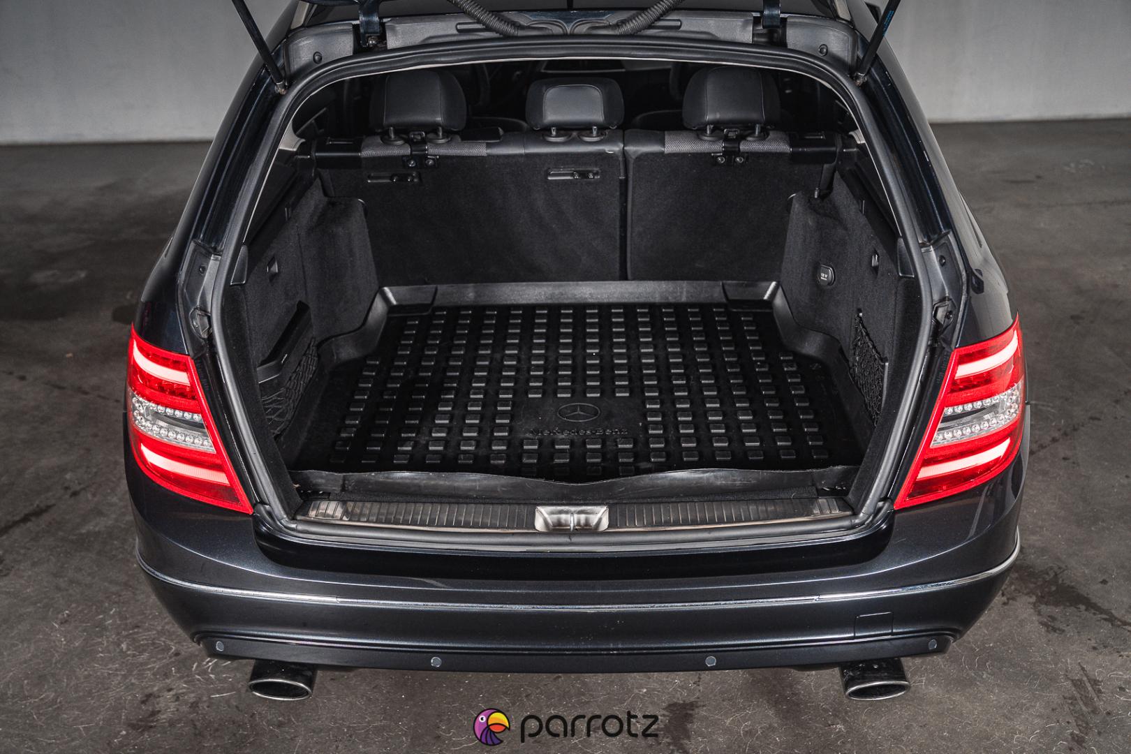 MERCEDES-BENZ C 2011