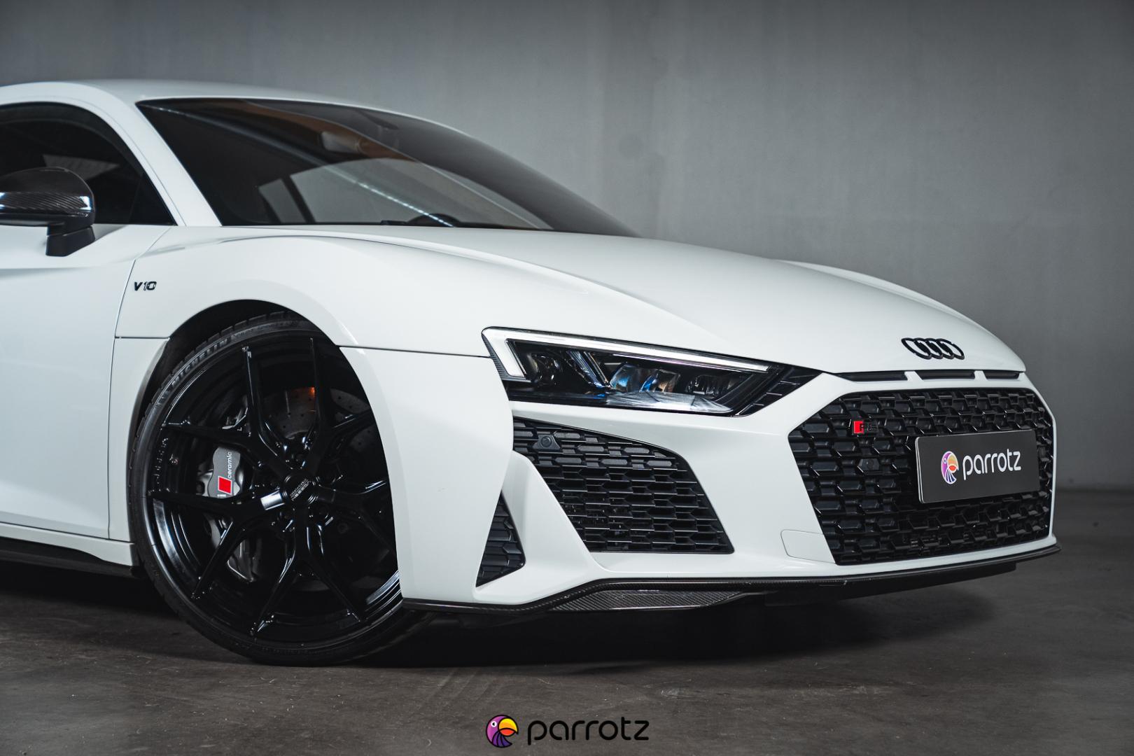AUDI R8 2019