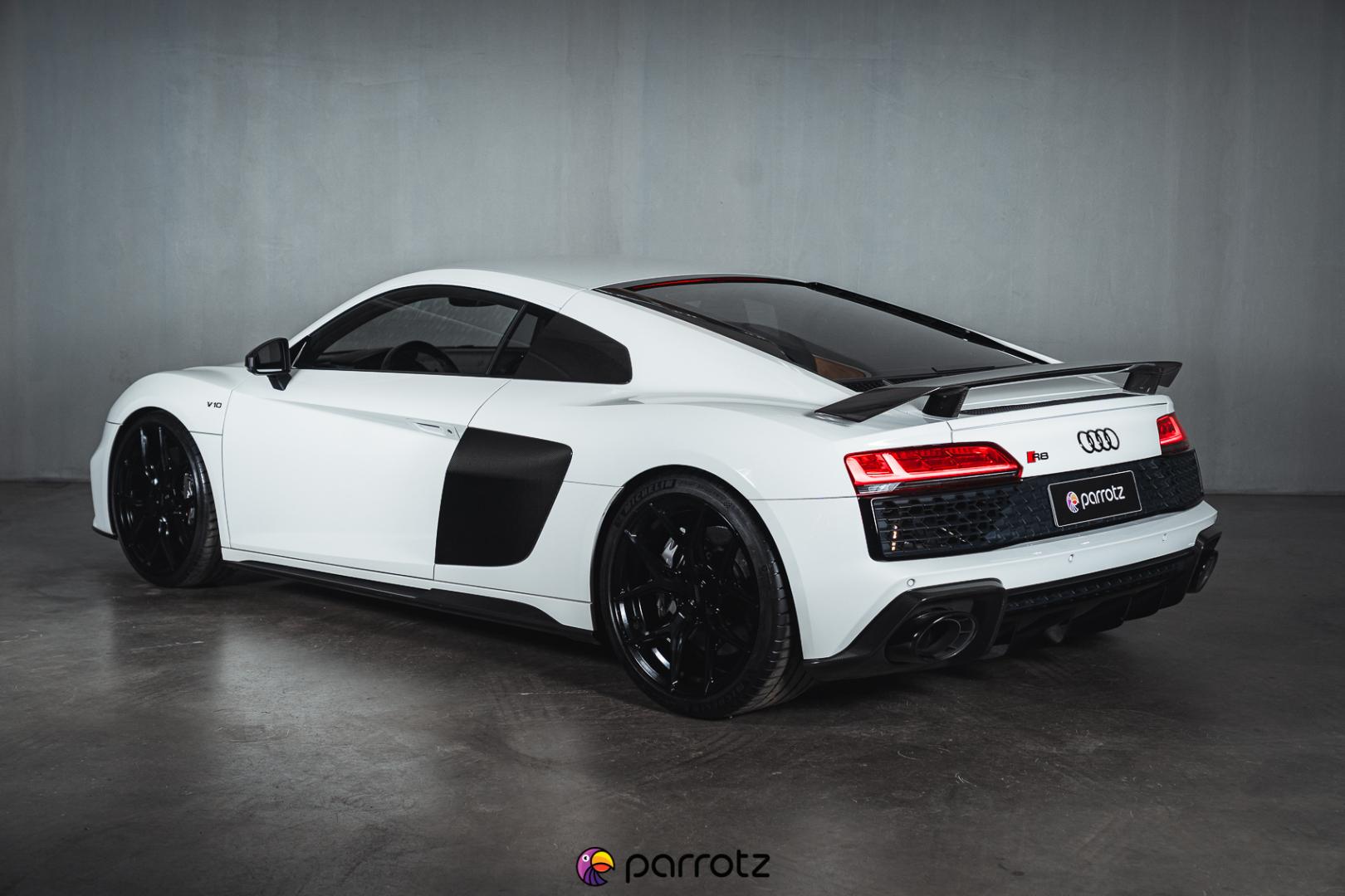 AUDI R8 2019