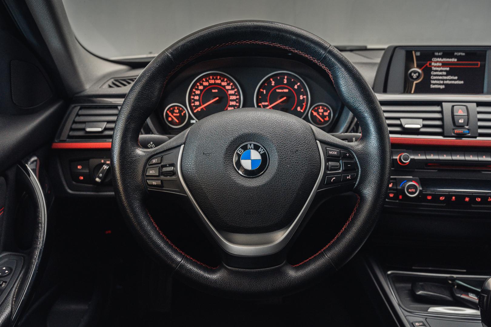 BMW 320 2013