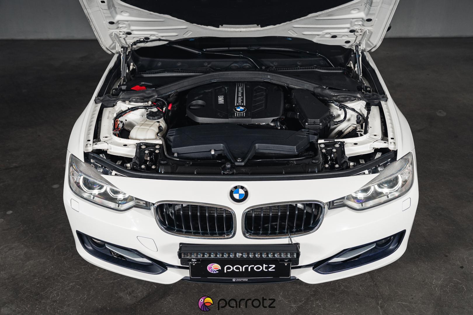 BMW 320 2013