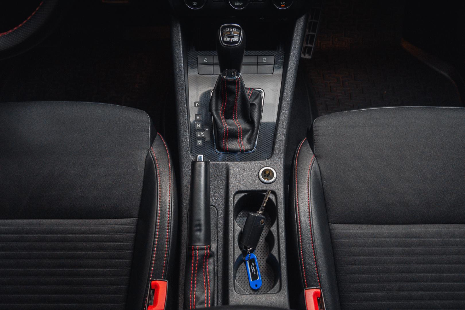 SKODA Octavia 2014