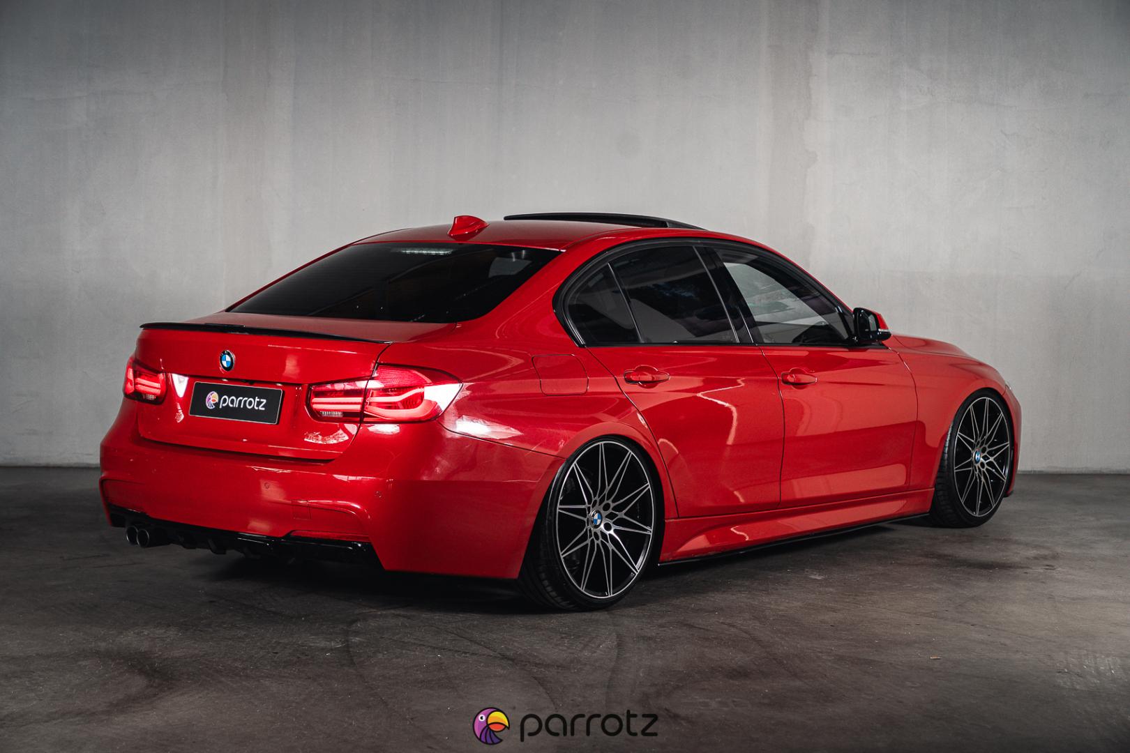 BMW 330 2016