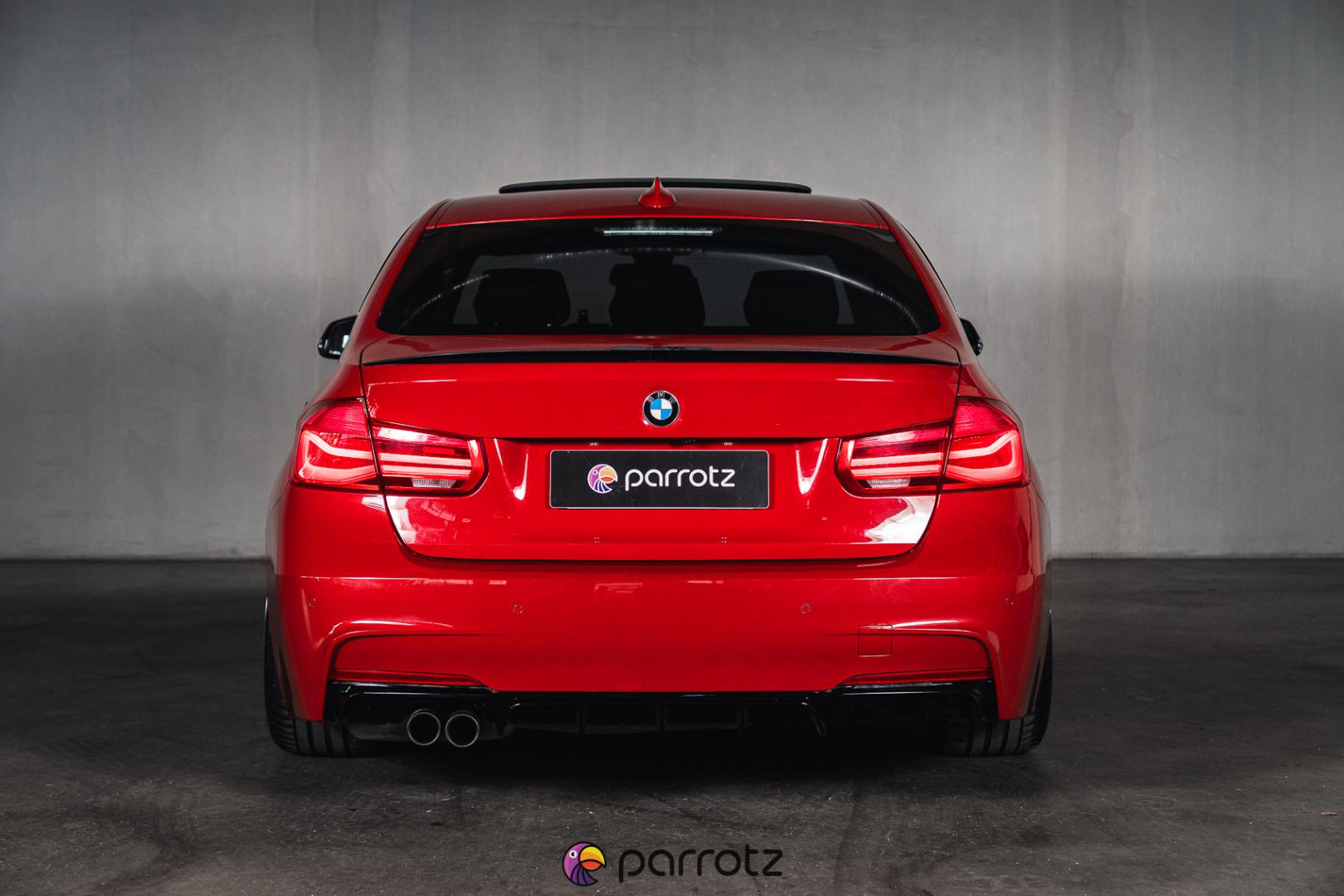 BMW 330 2016
