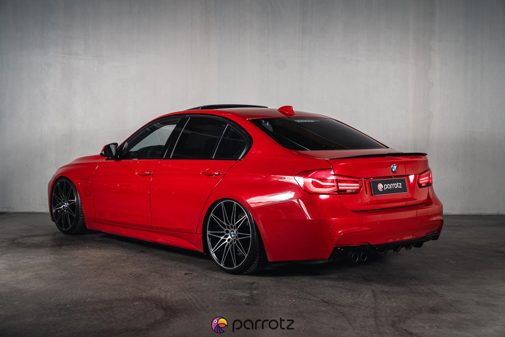 BMW 330 2016