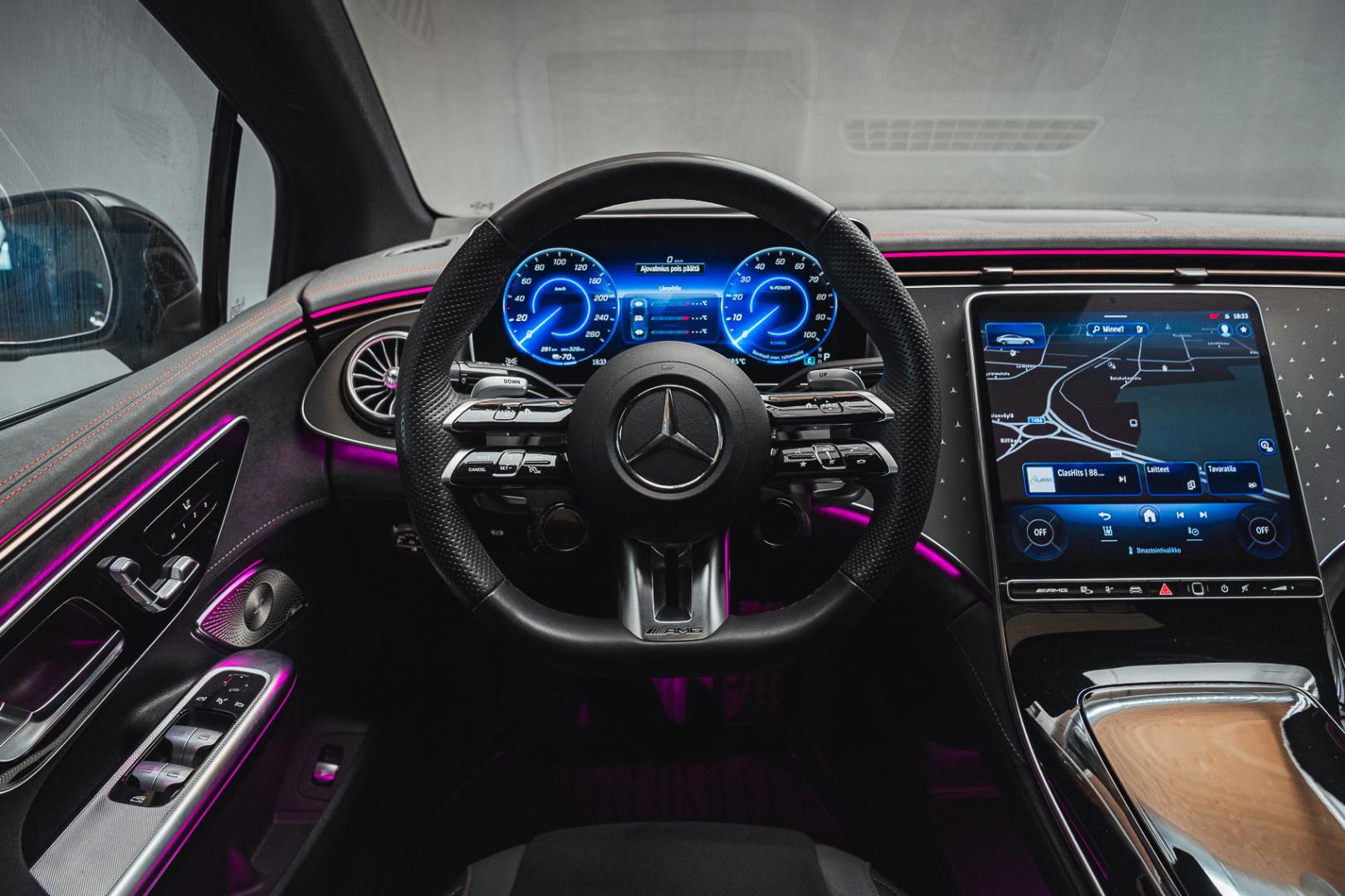 MERCEDES-BENZ EQE 2023