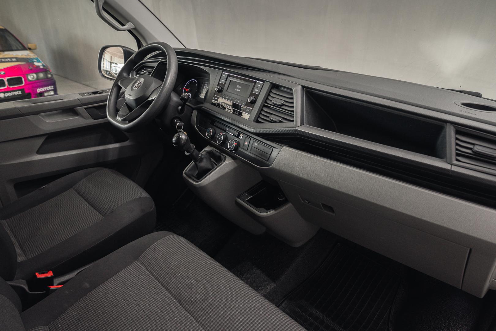 VOLKSWAGEN Transporter 2020