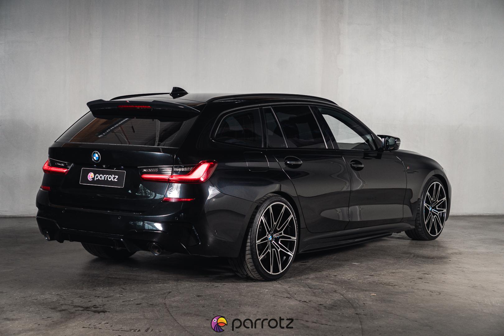 BMW 330 2021