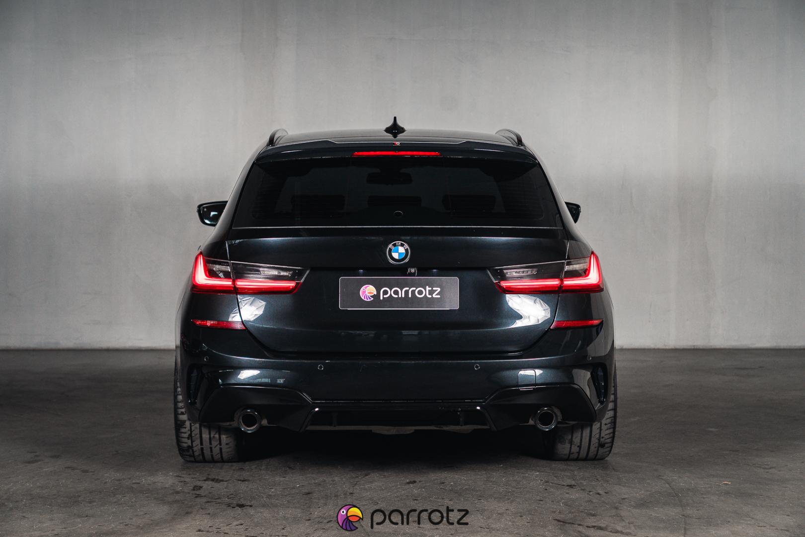 BMW 330 2021