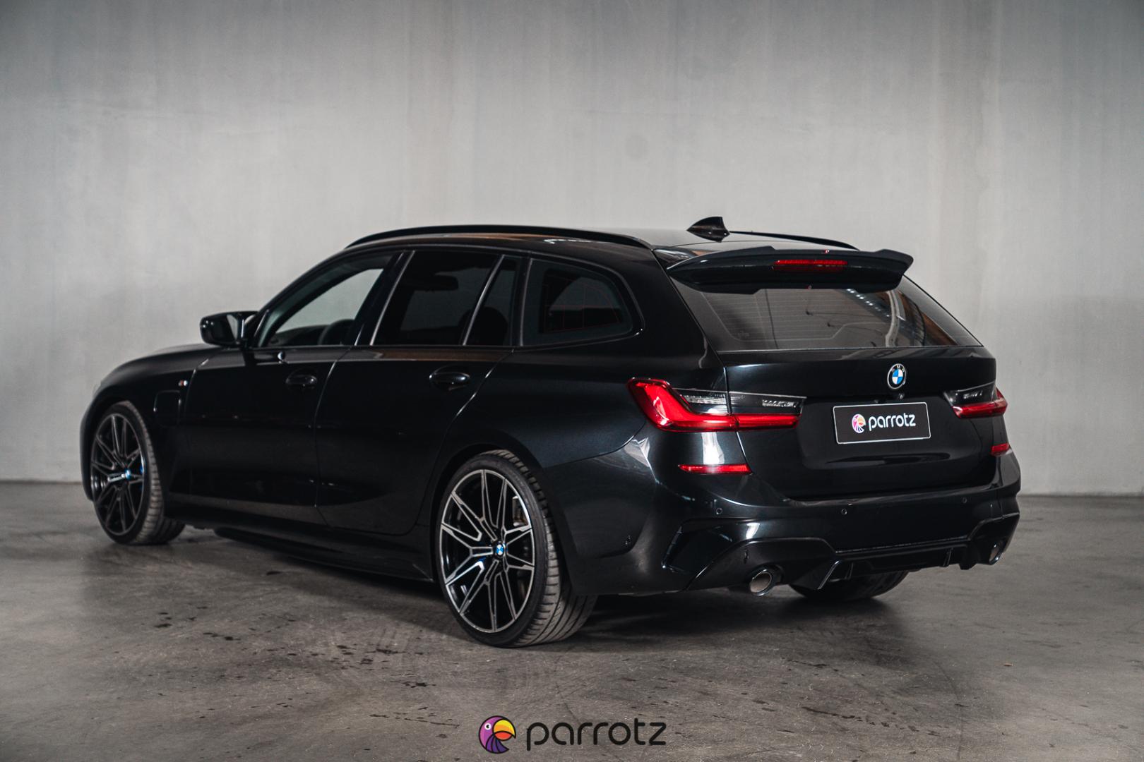 BMW 330 2021