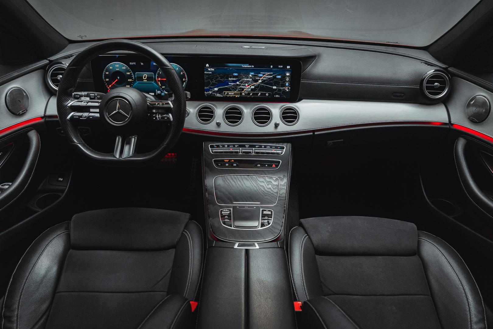 MERCEDES-BENZ E 2021