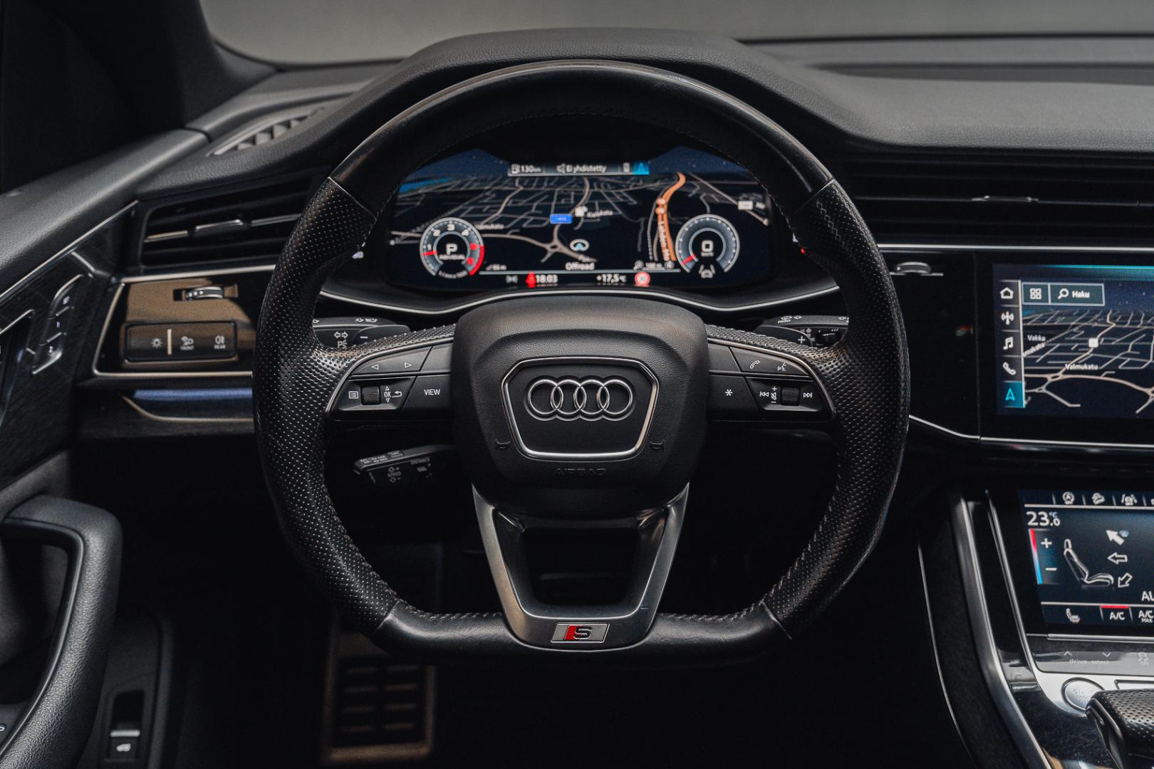 AUDI Q8 2019