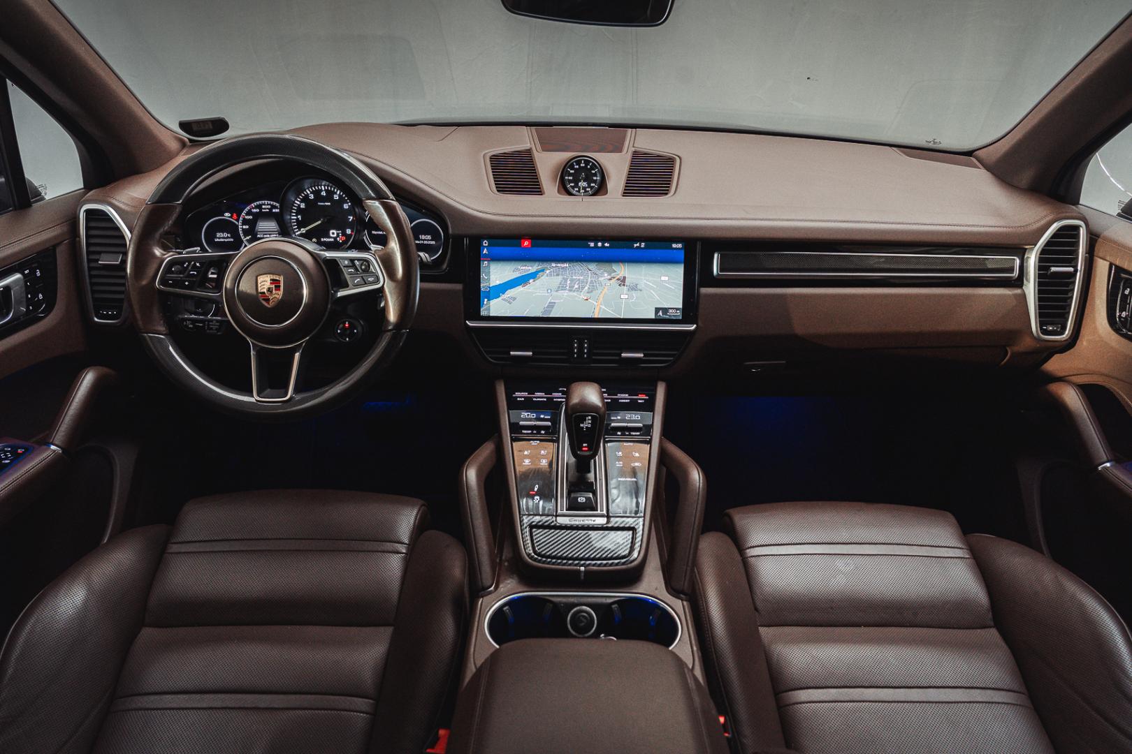 PORSCHE Cayenne 2020