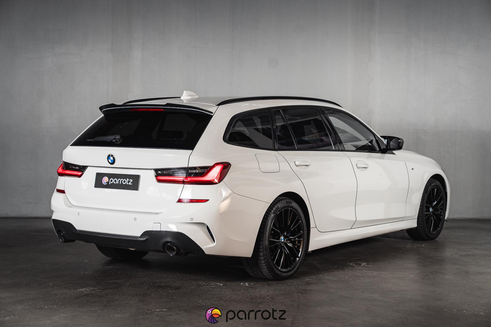 BMW 330 2021