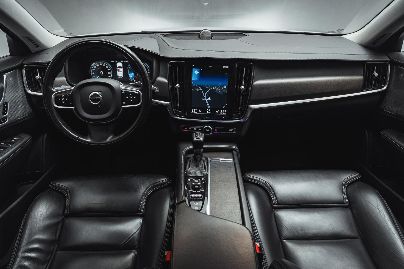 VOLVO V90 Cross Country 2018