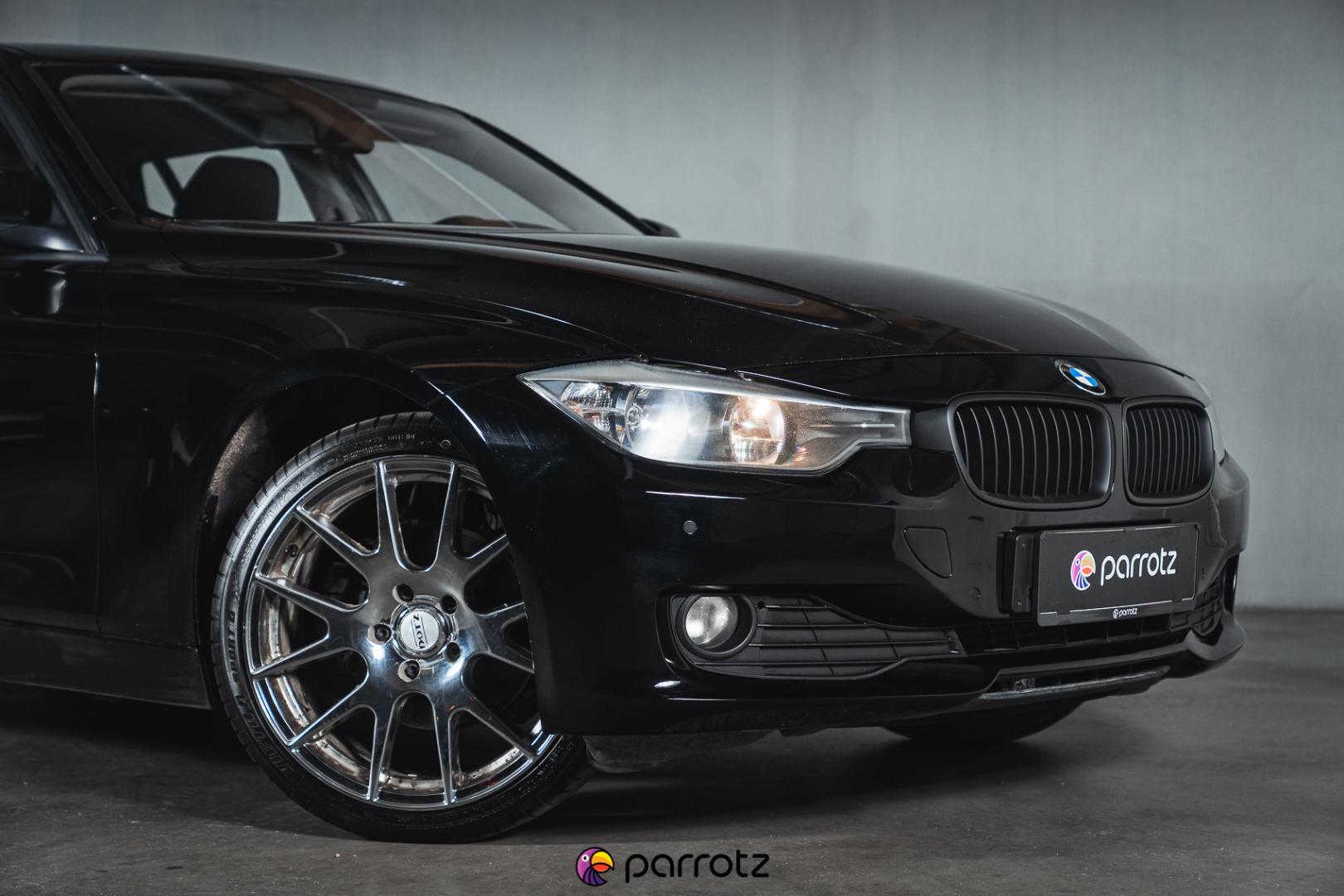 BMW 320 2012
