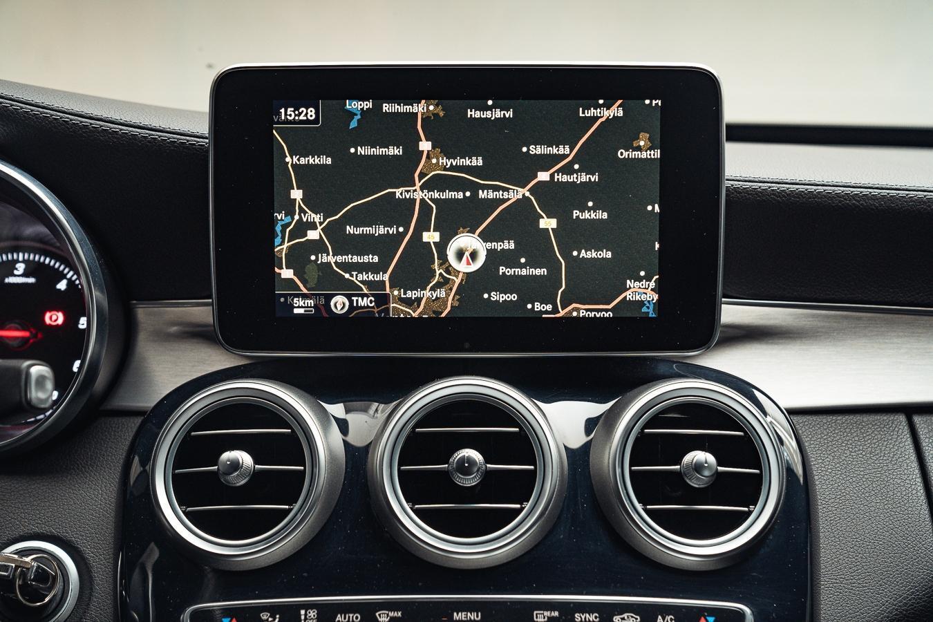 MERCEDES-BENZ C 2015