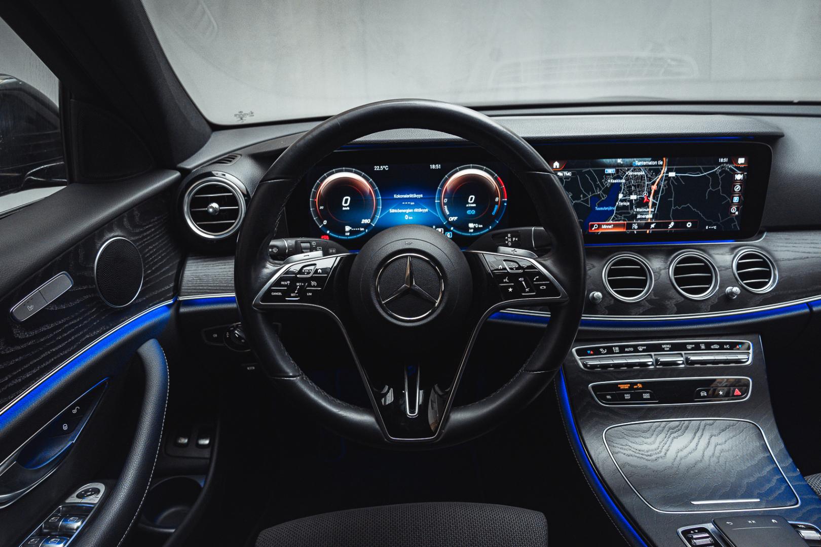 MERCEDES-BENZ E 2021