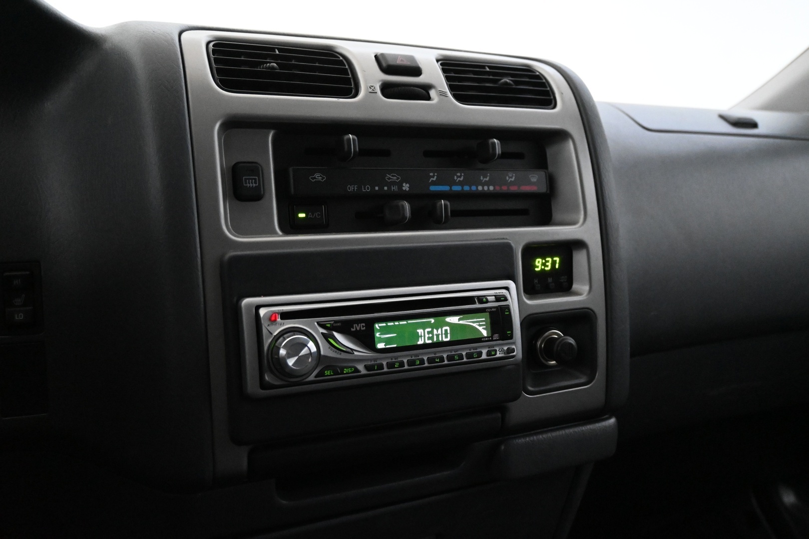TOYOTA Hiace 2007