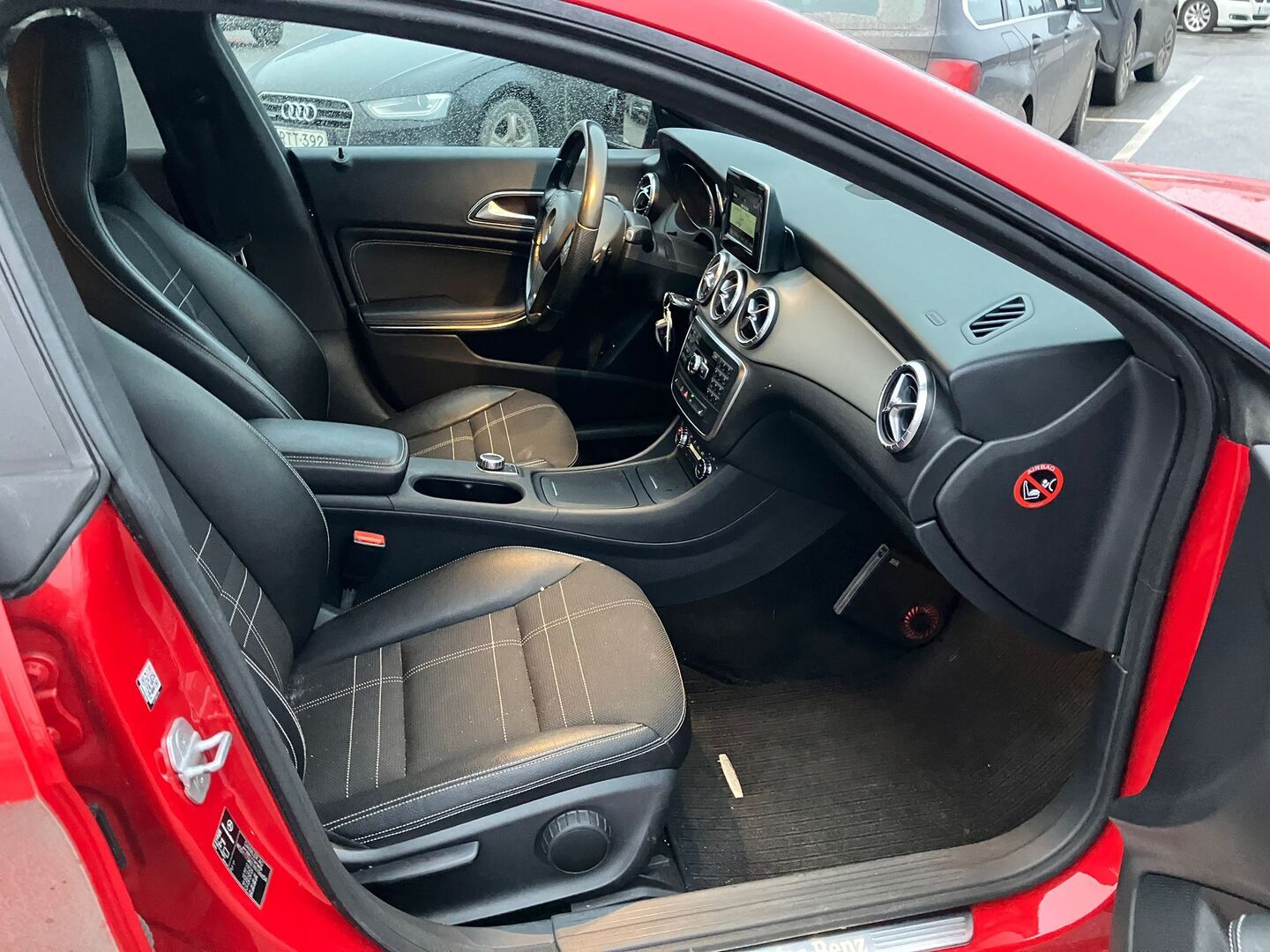 MERCEDES-BENZ CLA 2014