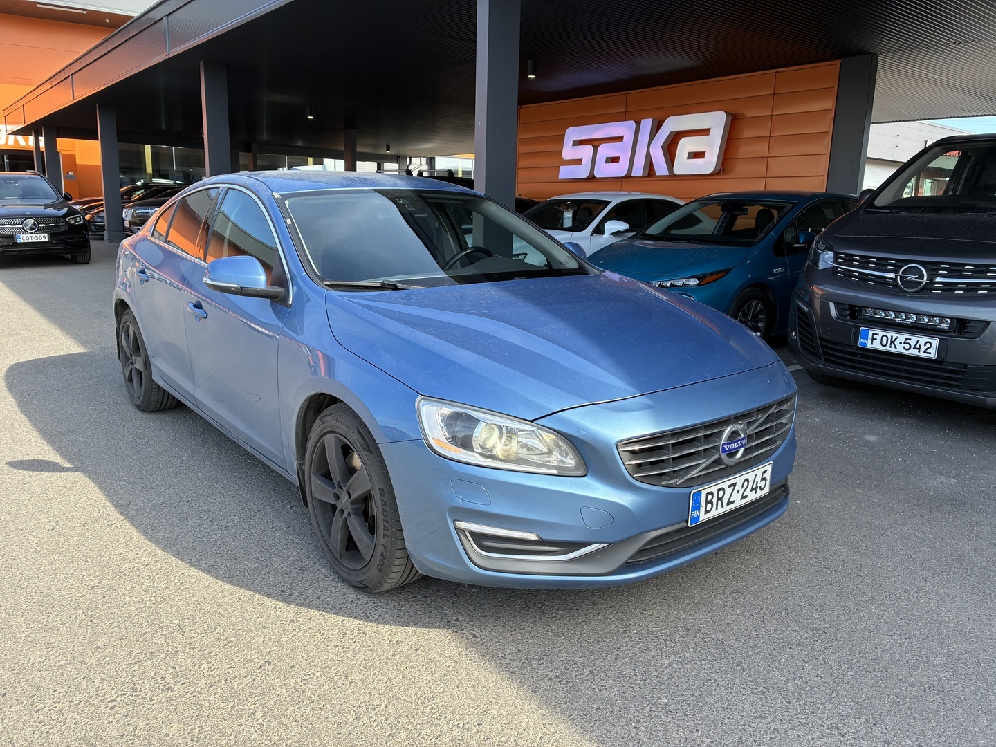 VOLVO S60 2015
