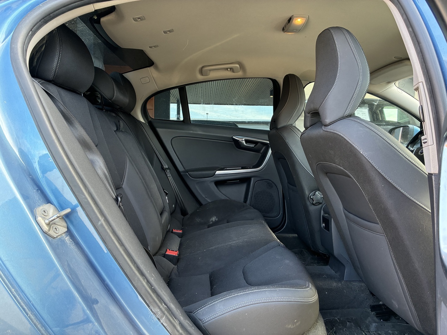 VOLVO S60 2015