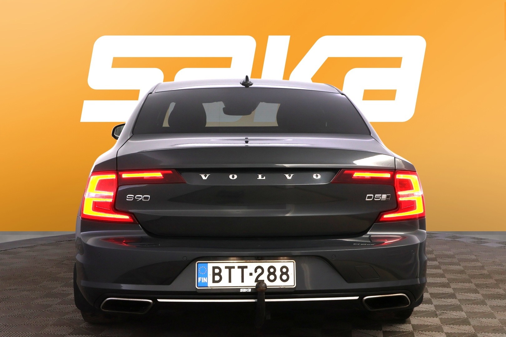 VOLVO S90 2017
