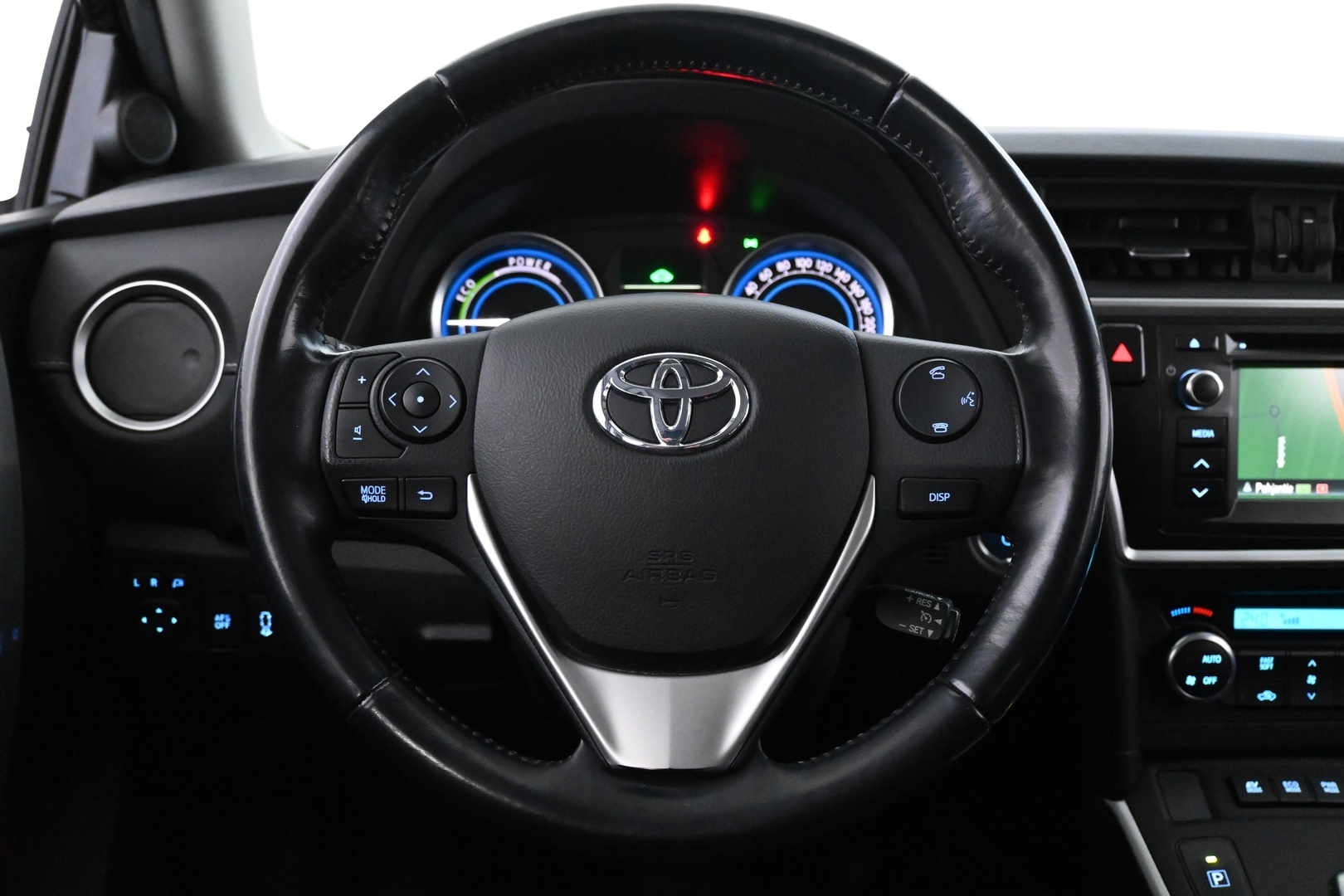 TOYOTA Auris 2015