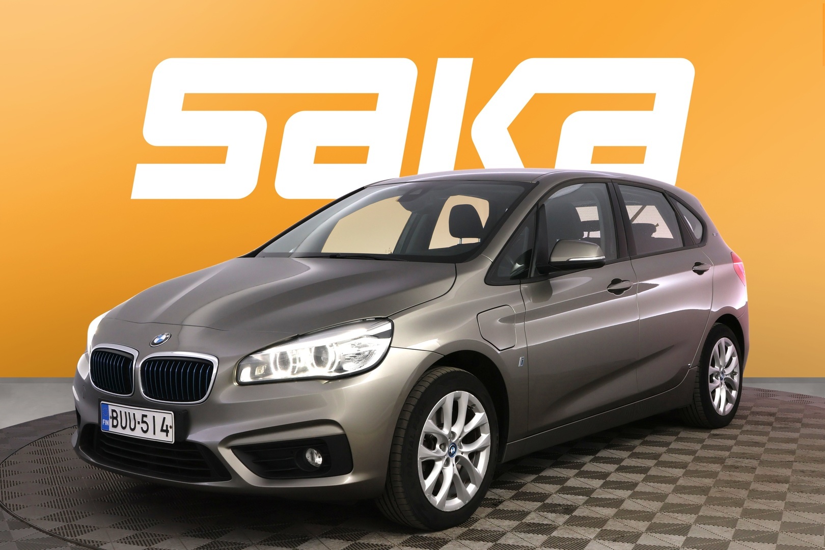 BMW 225 2018