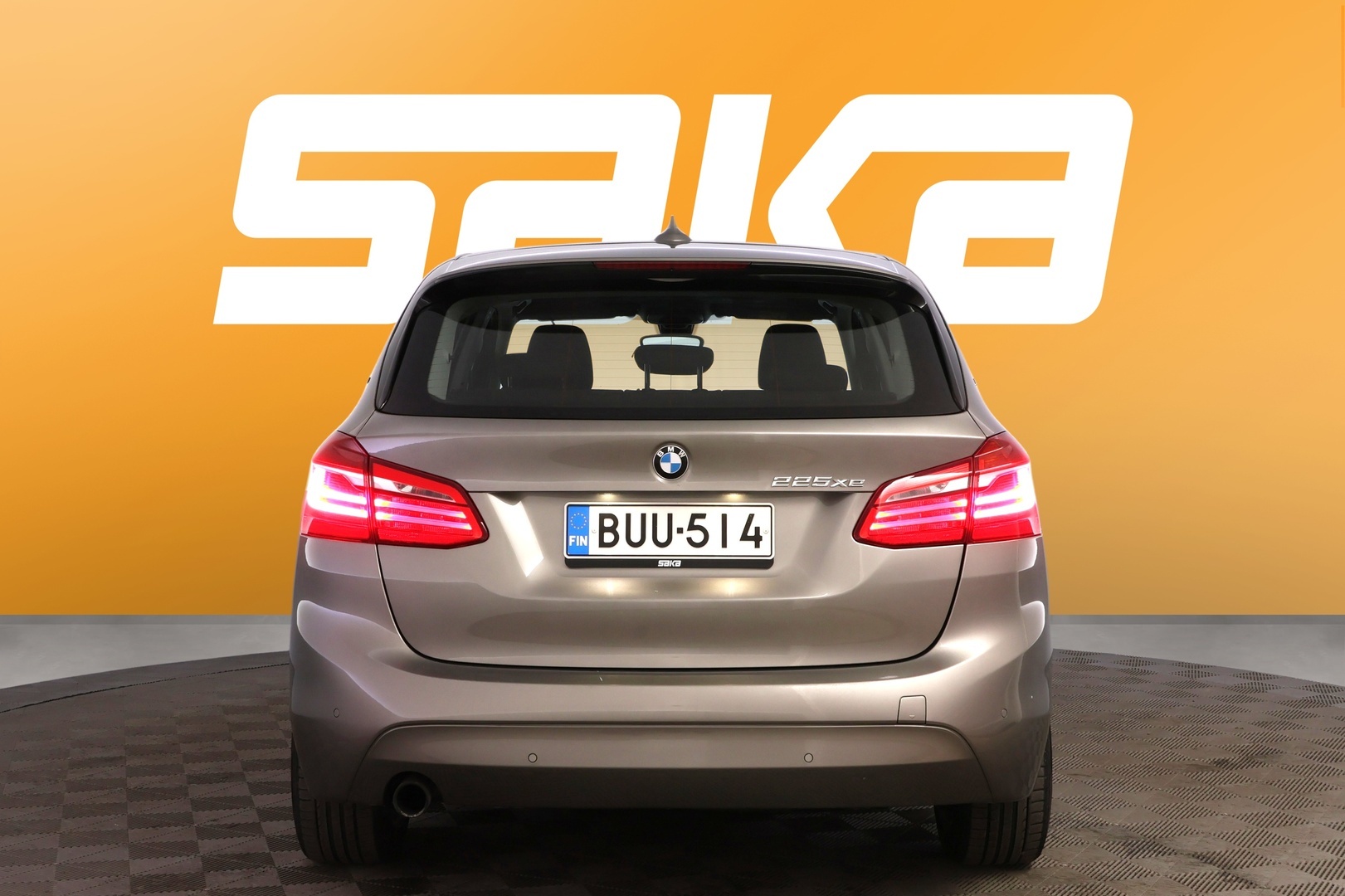 BMW 225 2018