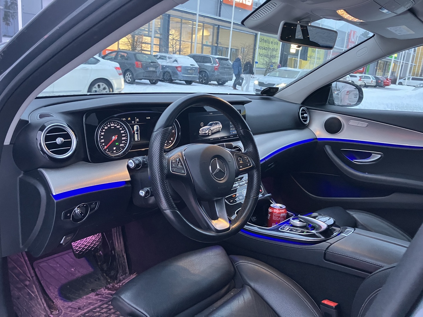 MERCEDES-BENZ E 2017