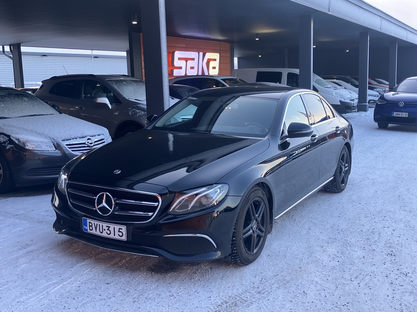 MERCEDES-BENZ E 2019