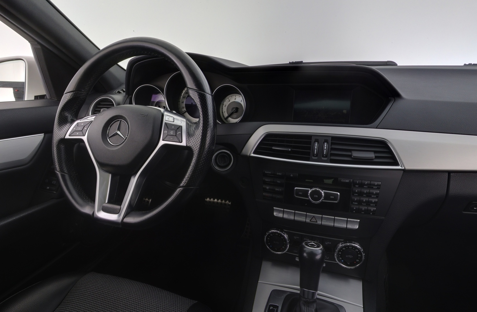 MERCEDES-BENZ C 2012