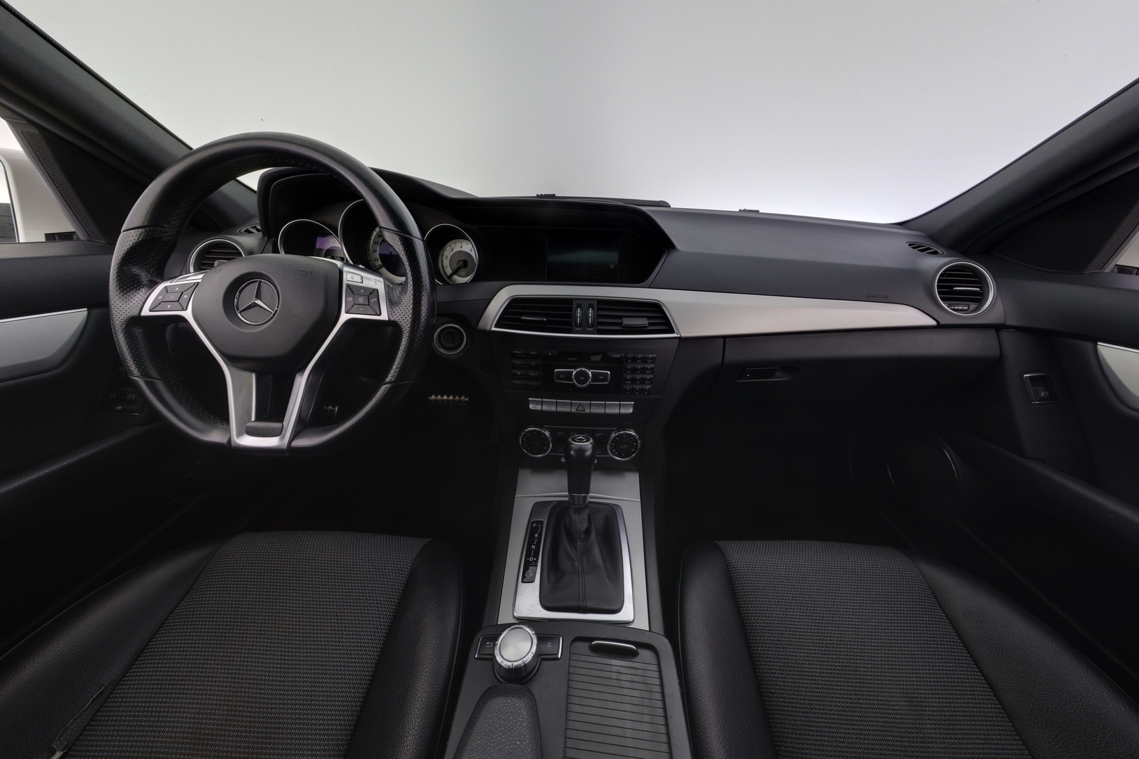 MERCEDES-BENZ C 2012