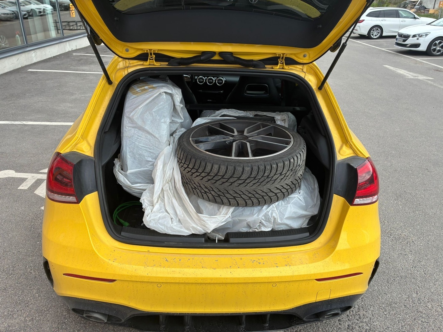 MERCEDES-BENZ A 35 AMG 2019
