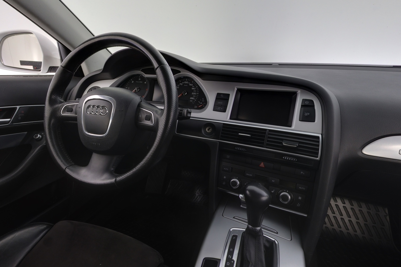 AUDI A6 allroad quattro 2010