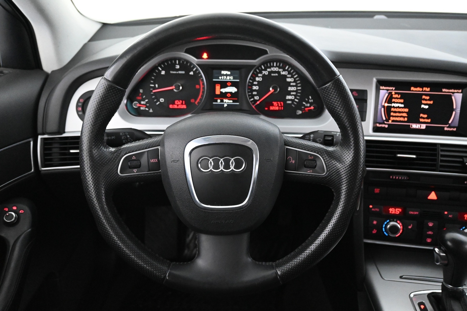 AUDI A6 allroad quattro 2010