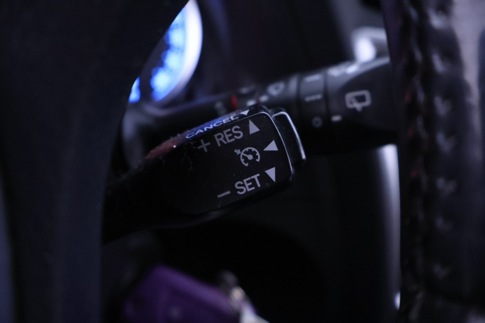 TOYOTA Auris 2014