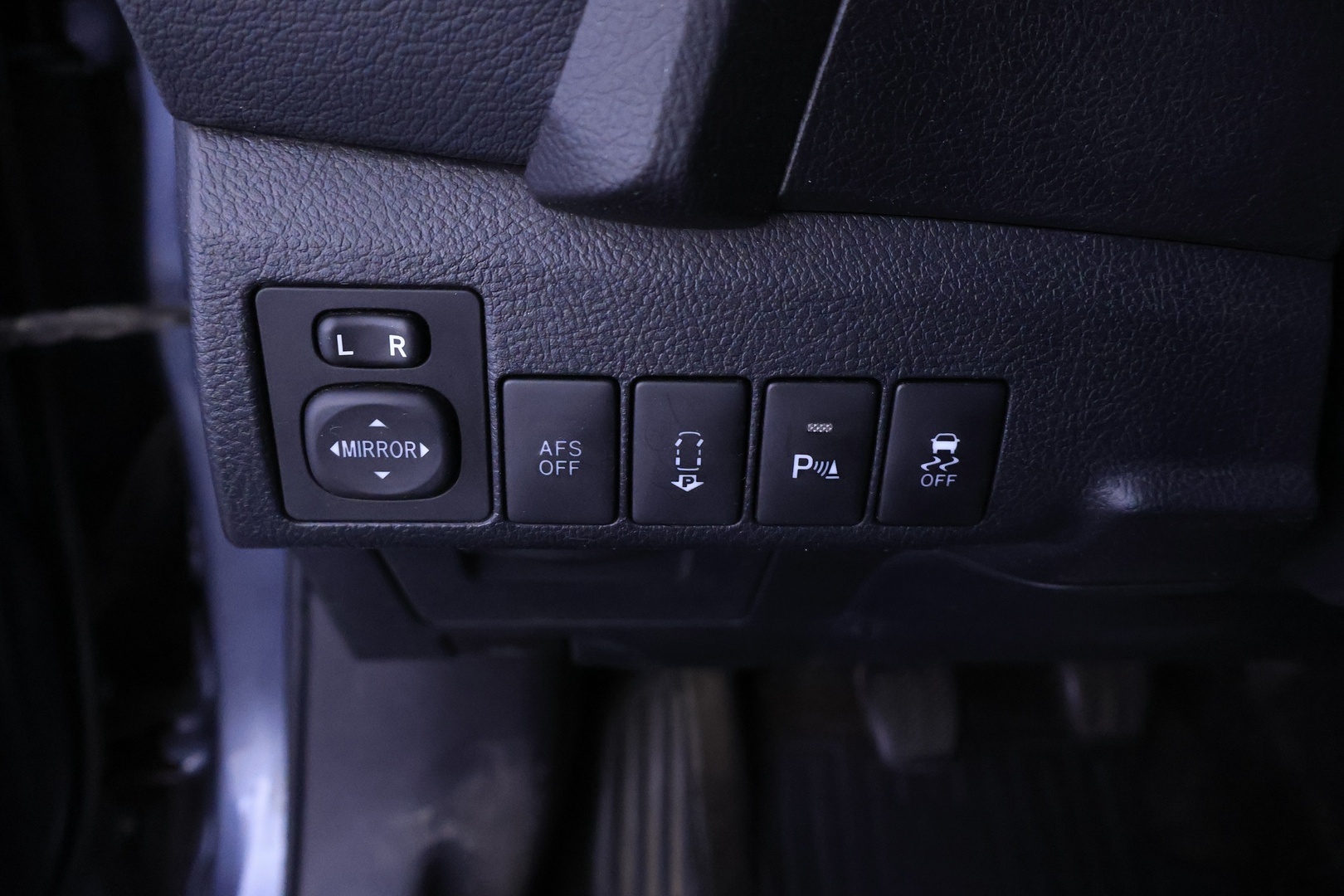 TOYOTA Auris 2014