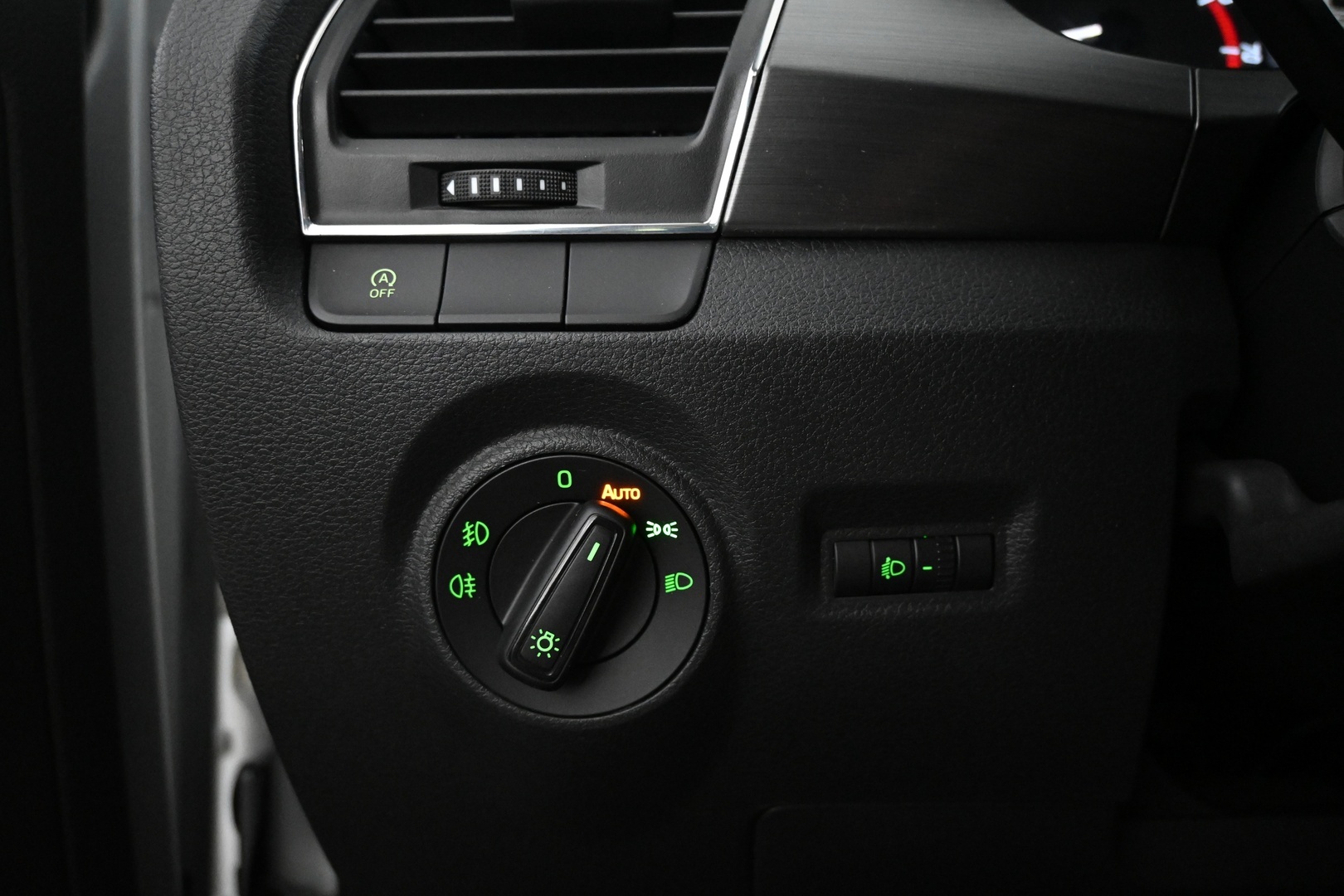 SKODA Fabia 2016