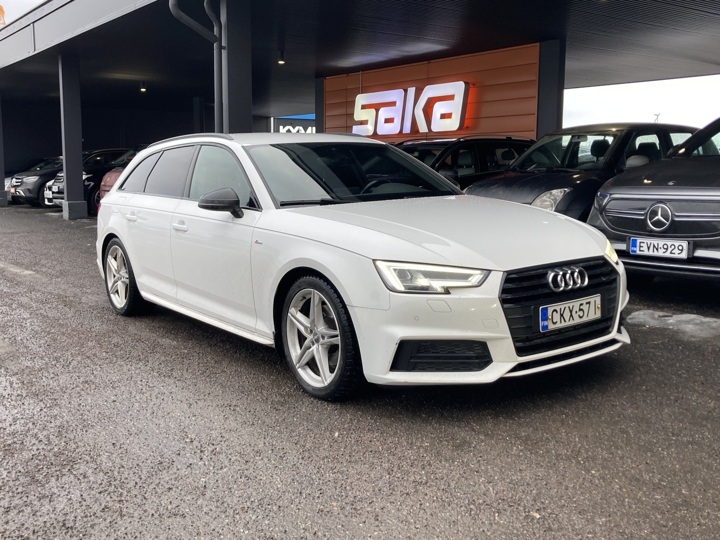 AUDI A4 2018