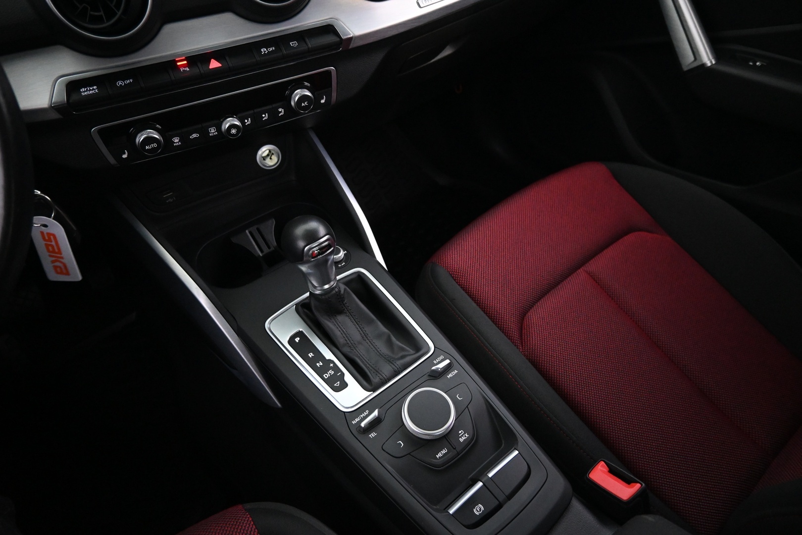 AUDI Q2 2017