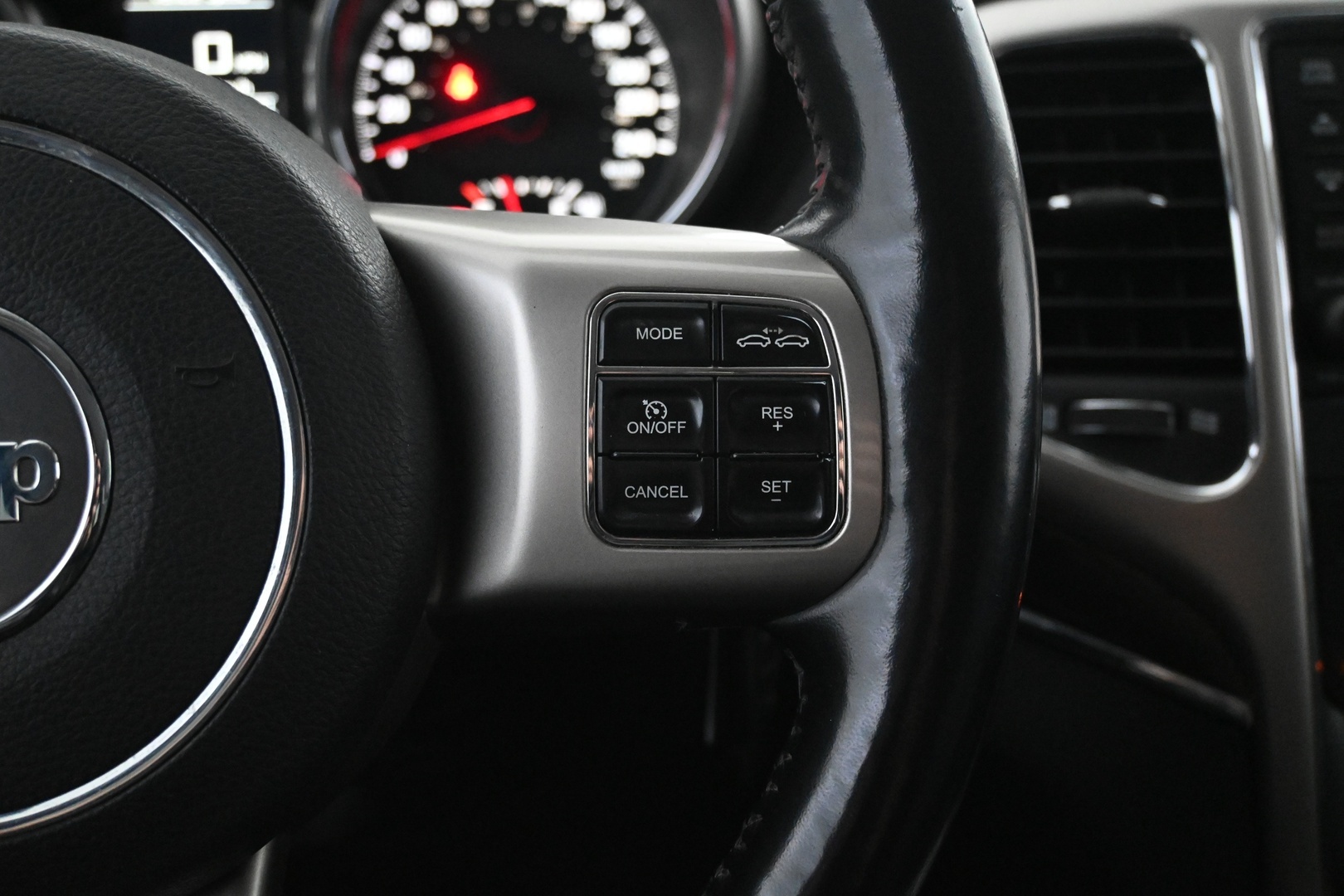 JEEP Grand Cherokee 2012