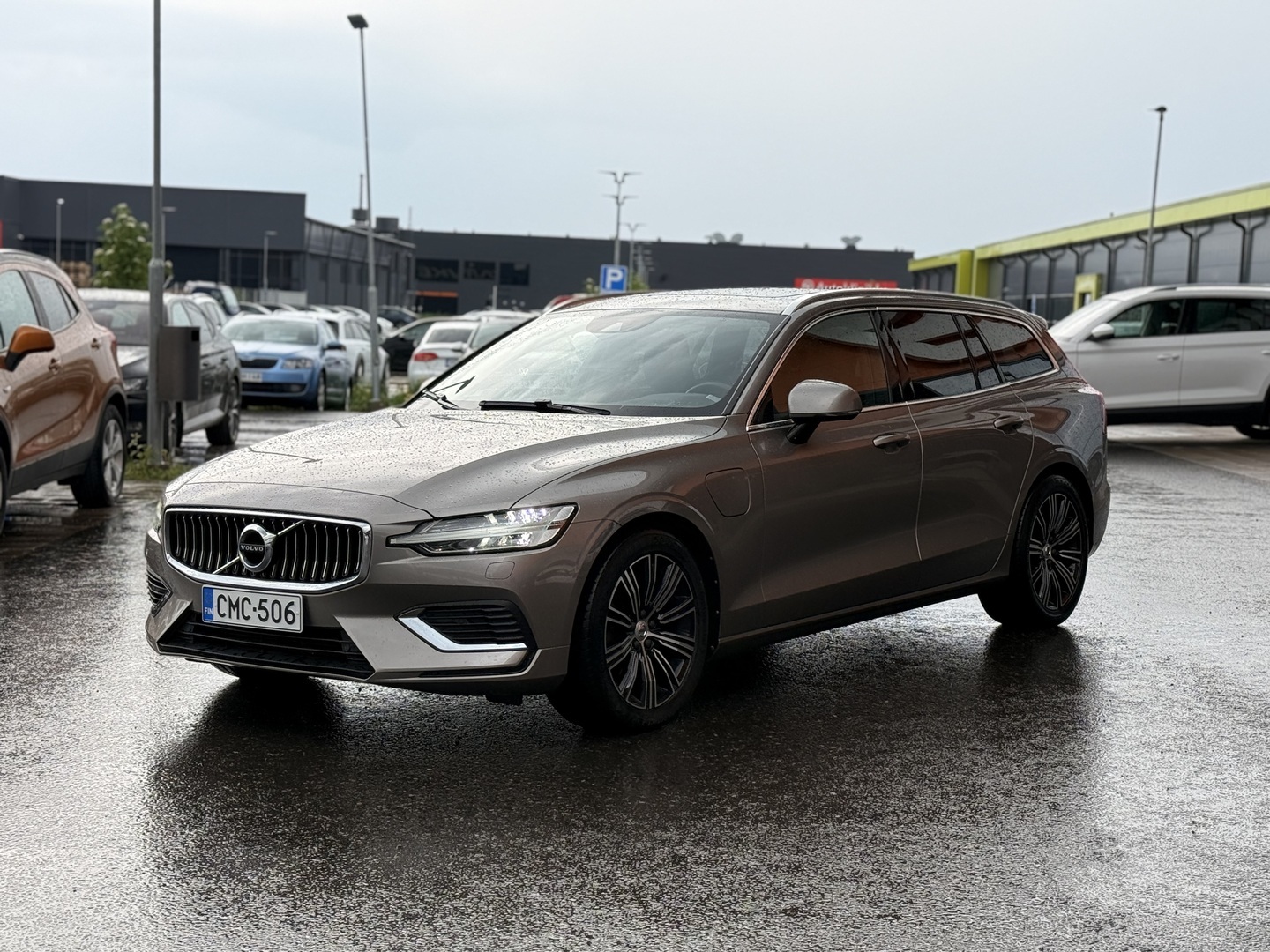 VOLVO V60 2019